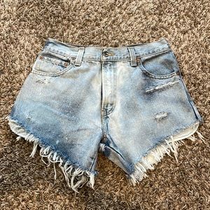 Levi distressed shorts, light wash, size 30
